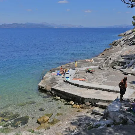 Apartament With Parking Space Trpanj, Peljesac - 24922 *