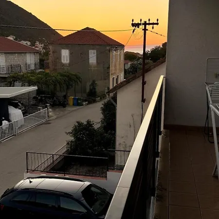 With Parking Space Trpanj, Peljesac - 24922 *