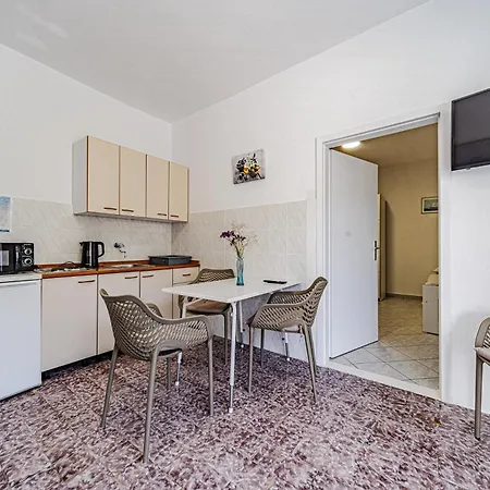 With Parking Space Trpanj, Peljesac - 24922 Apartament Trpanj